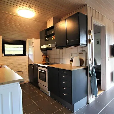 M246-vaeggerlose-snebollevej-34 Bøtø By